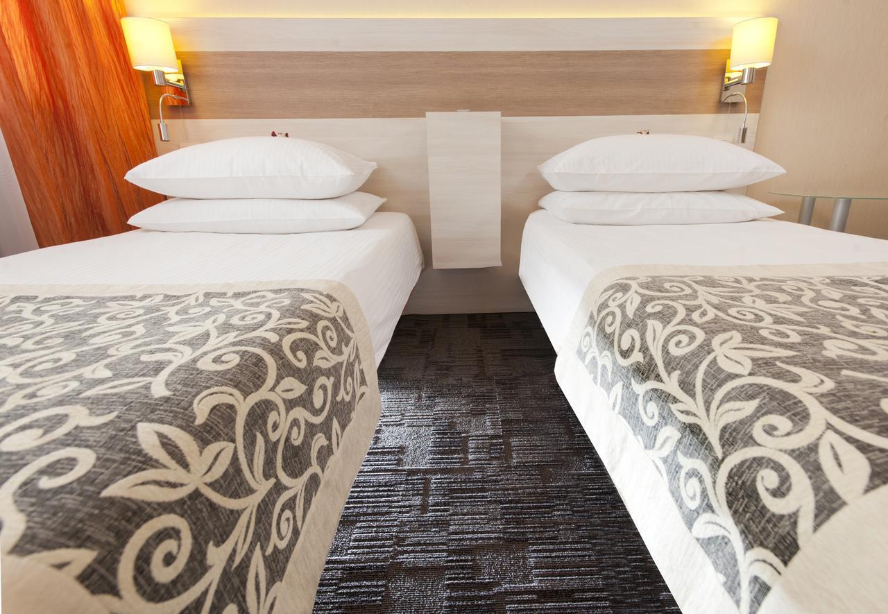 Comfort By Trio Bialystok Exterior photo